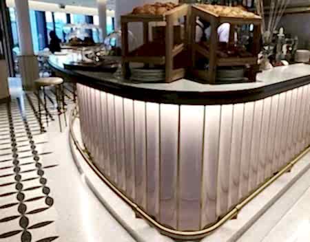Bar-önü-seramik-beyaz-Bambu-cafe-dekorasyon-ceramic-decoration-Bar frount interior bar design wow tiles